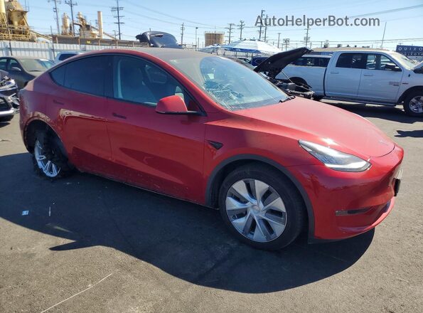7SAYGDEE6PA053632 2023 TESLA MODEL Red Передня права чверть