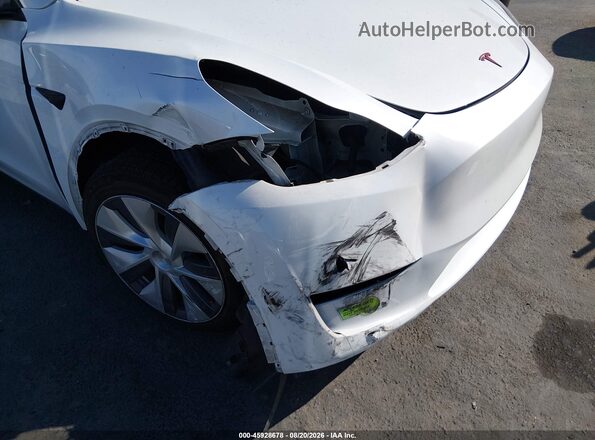 7SAYGDEE6PA065442 2023 TESLA MODEL Y Белый Вид спереди