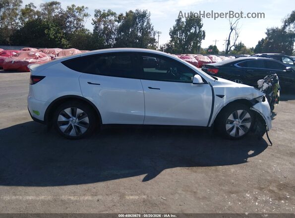 7SAYGDEE6PA065442 2023 TESLA MODEL Y Белый Панорамный вид салона 360°