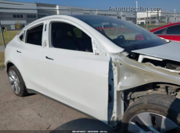 7SAYGDEE6PA113537 2023 TESLA MODEL Y White 