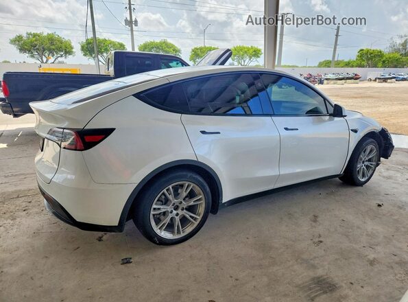7SAYGDEE6PA138521 2023 TESLA MODEL White Задня права чверть
