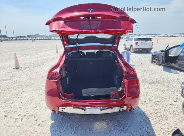 7SAYGDEE6PA159496 2023 TESLA MODEL Red Widok tylnych siedzeń