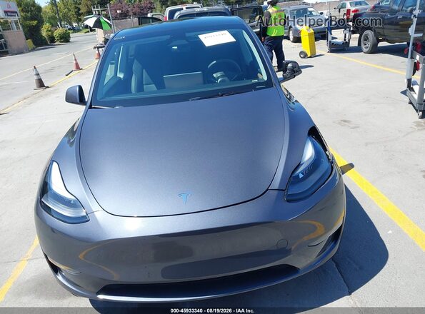 7SAYGDEE6PA194667 2023 TESLA MODEL Y Gray Vista del cuadro de instrumentos