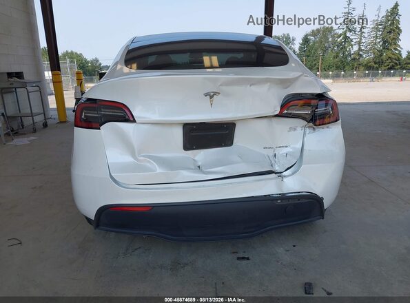 7SAYGDEE6RF051109 2024 TESLA MODEL Y White 
