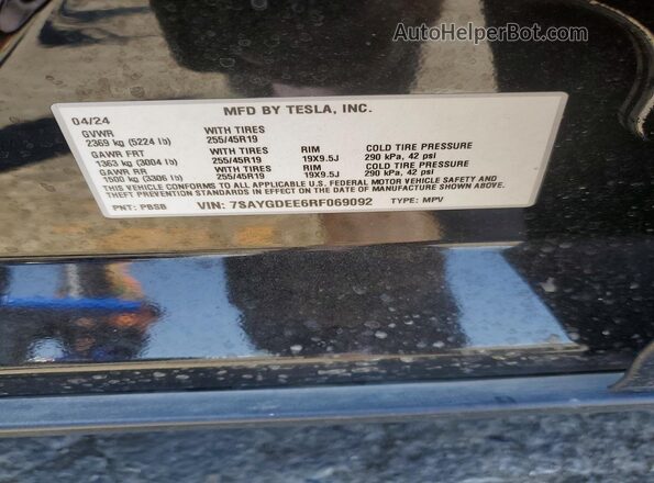 7SAYGDEE6RF069092 2024 TESLA MODEL Black Vista del compartimento del motor