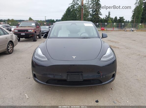 7SAYGDEE6RF995640 2024 TESLA MODEL Y Gray Widok deski rozdzielczej