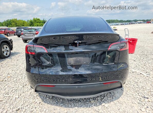 7SAYGDEE6SF307206 2025 TESLA MODEL Black Widok z tyłu