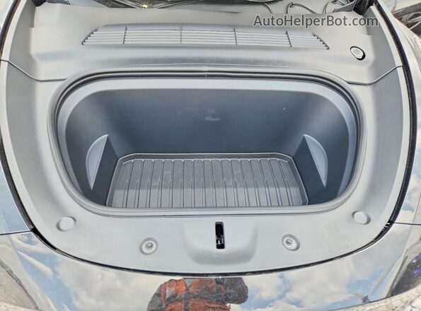 7SAYGDEE6SF307206 2025 TESLA MODEL Black Widok wnętrza z tyłu