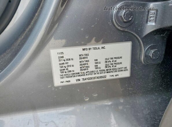 7SAYGDEE6TA595632 2026 TESLA MODEL Gray Engine compartment view