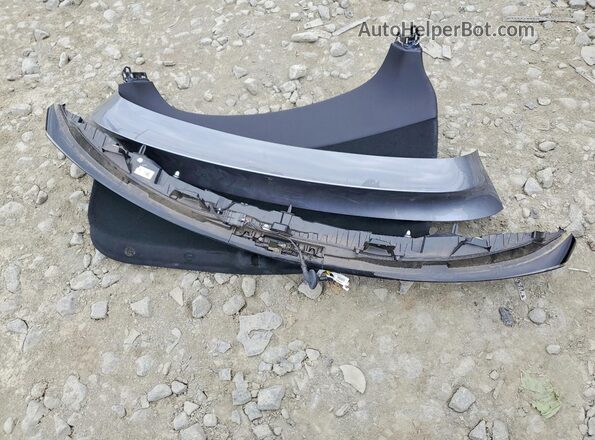7SAYGDEE6TF323164 2026 TESLA MODEL Gray ძრავის განყოფილების ხედი