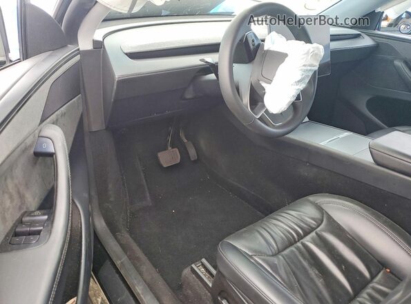 7SAYGDEE6TF350042 2026 TESLA MODEL Black Widok deski rozdzielczej