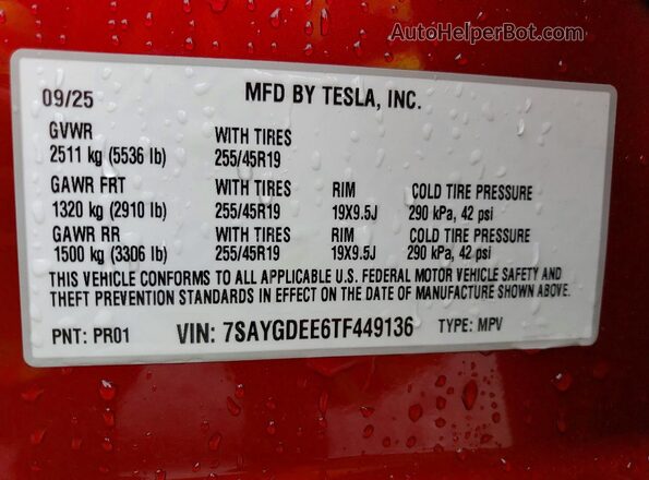 7SAYGDEE6TF449136 2026 TESLA MODEL Красный Вид наклейки с VIN-кодом