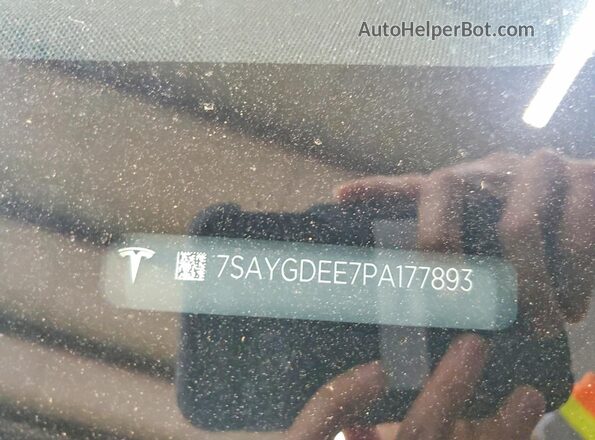 7SAYGDEE7PA177893 2023 TESLA MODEL Blue Engine compartment view