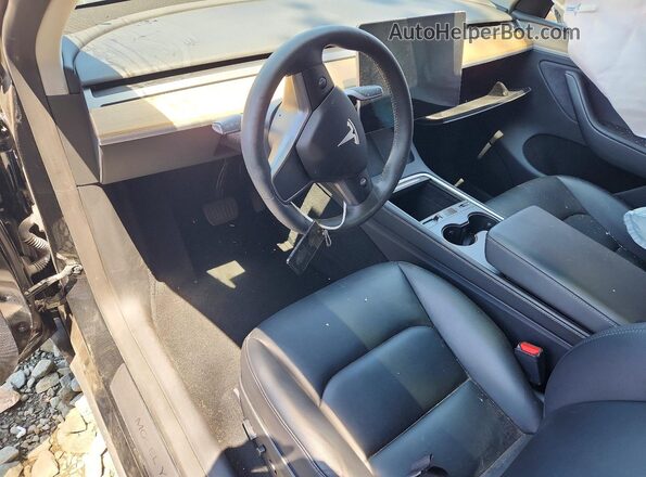 7SAYGDEE7PA188005 2023 TESLA MODEL Черный Вид панели приборов