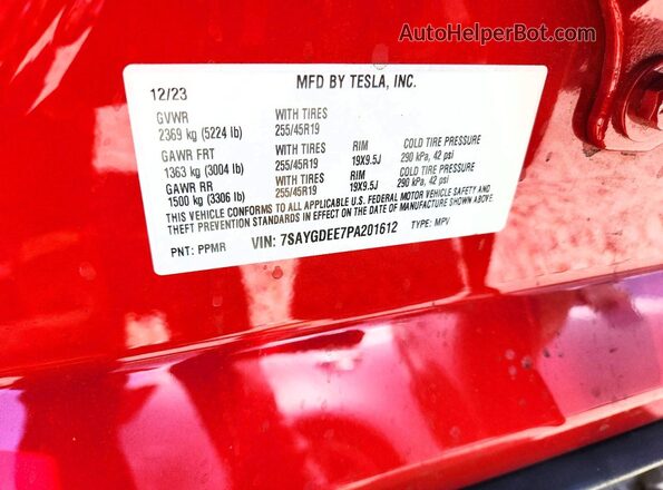 7SAYGDEE7PA201612 2023 TESLA MODEL Red Вид наклейки з VIN-кодом