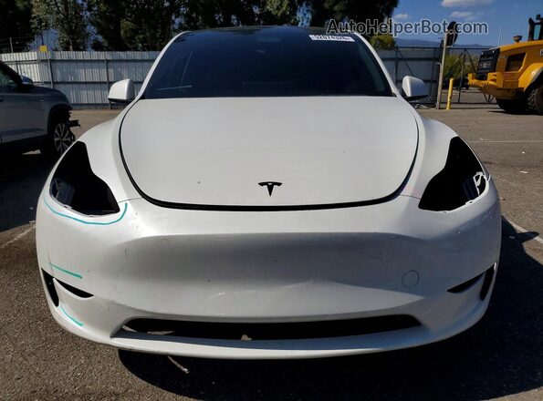 7SAYGDEE7PF598452 2023 TESLA MODEL Белый Вид спереди