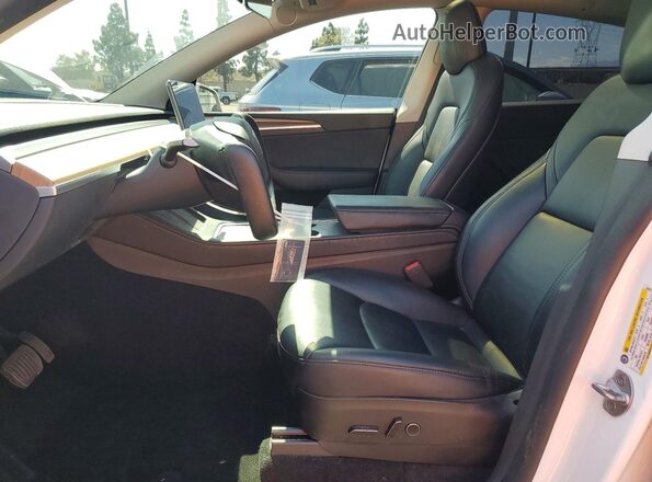 7SAYGDEE7PF598452 2023 TESLA MODEL Белый Вид салона спереди