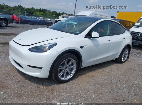 7SAYGDEE7PF703555 2023 TESLA MODEL Y White Передня ліва чверть