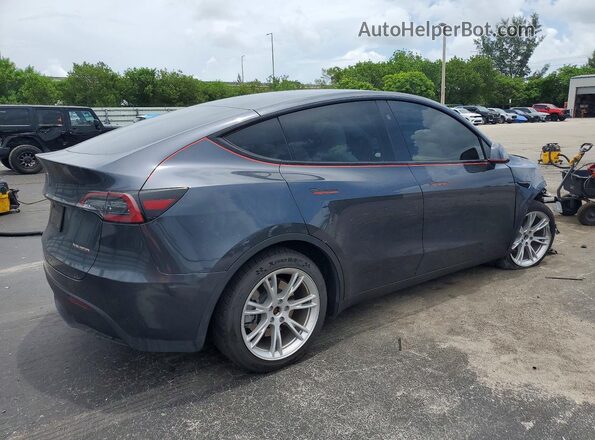 7SAYGDEE7RA227968 2024 TESLA MODEL Gray Հետևի աջ