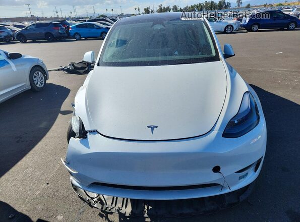 7SAYGDEE7SF238154 2025 TESLA MODEL White წინა ხედი