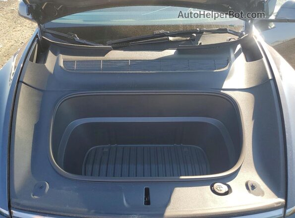 7SAYGDEE7TA625706 2026 TESLA MODEL Gray Vista interior trasera