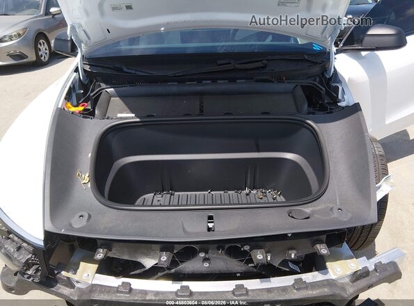 7SAYGDEE7TF582147 2026 TESLA MODEL Y White Հետևի տեսք