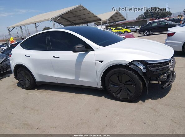 7SAYGDEE7TF582147 2026 TESLA MODEL Y White Սալոնի 360 աստիճան տեսք