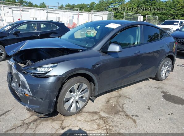 7SAYGDEE8NF354029 2022 TESLA MODEL Y Gray Առջևի ձախ երեք քառորդ տեսարան