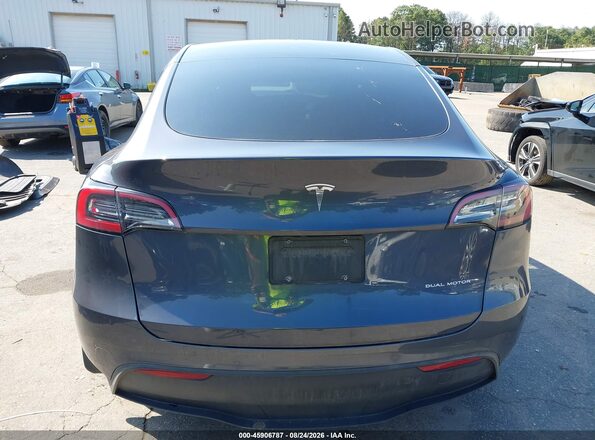 7SAYGDEE8NF354029 2022 TESLA MODEL Y Gray 