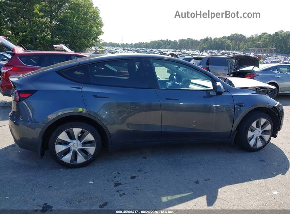 7SAYGDEE8NF354029 2022 TESLA MODEL Y Gray Սալոնի հետևի տեսք
