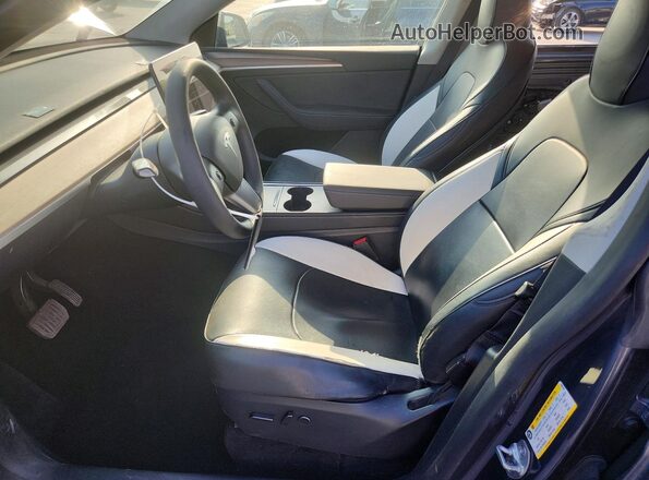 7SAYGDEE8PF868725 2023 TESLA MODEL Gray Widok wnętrza z przodu