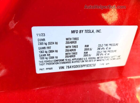 7SAYGDEE8PF928230 2023 TESLA MODEL Red Vista de la etiqueta del VIN