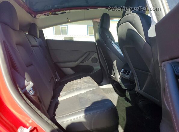7SAYGDEE8PF928230 2023 TESLA MODEL Red Vista interior trasera
