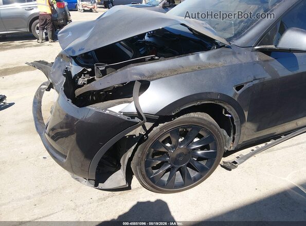 7SAYGDEE8RA237067 2024 TESLA MODEL Y Gray 