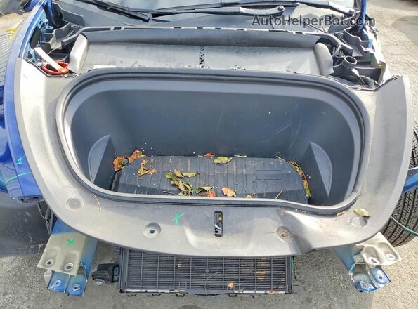 7SAYGDEE8RF985661 2024 TESLA MODEL Blue Սալոնի հետևի տեսք