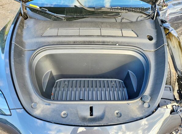 7SAYGDEE8RF988821 2024 TESLA MODEL Charcoal Vista interior trasera
