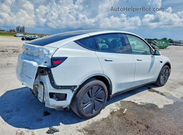 7SAYGDEE8TA396999 2026 TESLA MODEL Белый Задняя правая четверть