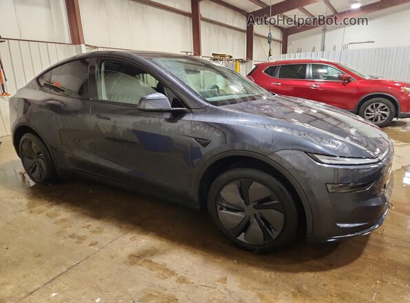 7SAYGDEE8TA619347 2026 TESLA MODEL Gray Delantero derecho