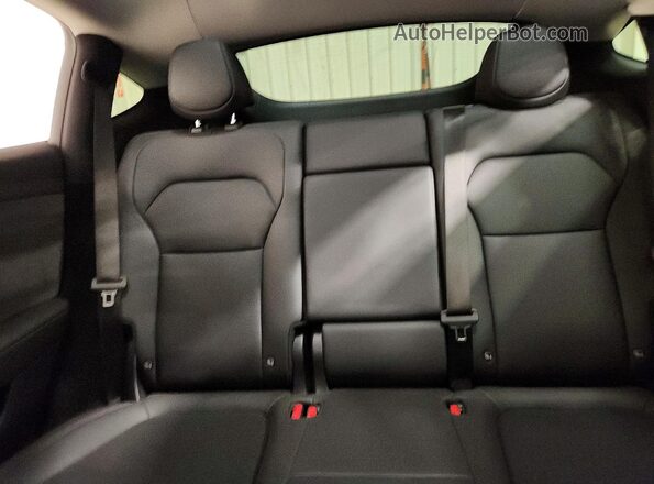 7SAYGDEE8TA619347 2026 TESLA MODEL Gray Vista de los asientos traseros