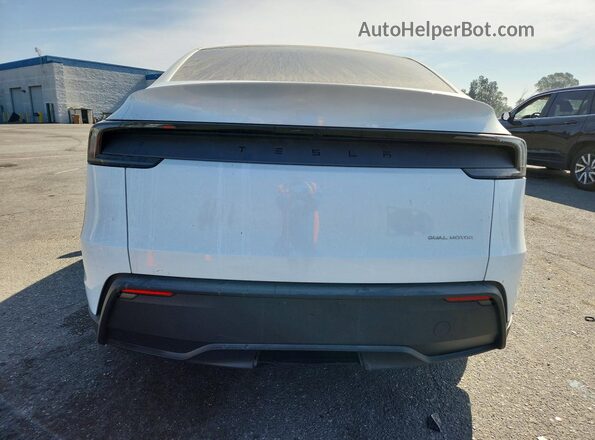 7SAYGDEE8TF391191 2026 TESLA MODEL White Vista trasera