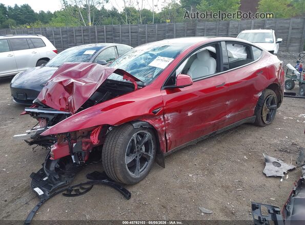 7SAYGDEE8TF652318 2026 TESLA MODEL Y Red Front left