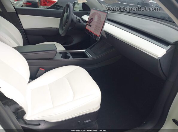 7SAYGDEE9NF315210 2022 TESLA MODEL Y White Вид салону спереду