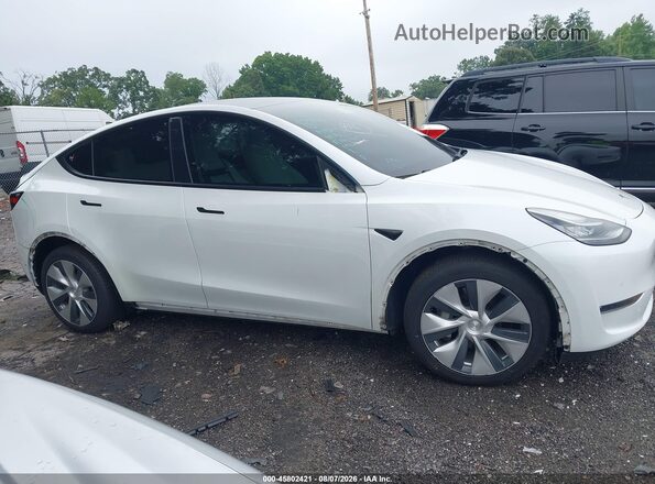 7SAYGDEE9NF315210 2022 TESLA MODEL Y White Вид задньої частини салону