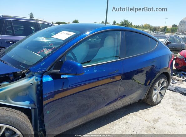 7SAYGDEE9NF348689 2022 TESLA MODEL Y Blue 