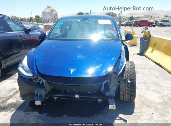7SAYGDEE9NF348689 2022 TESLA MODEL Y Blue უკანა სალონის ხედი