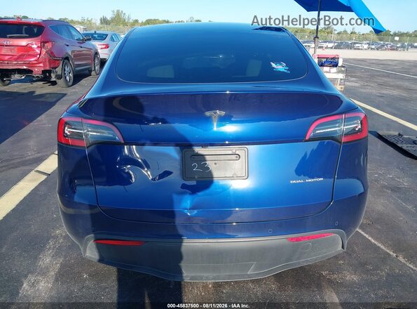 7SAYGDEE9NF515813 2022 TESLA MODEL Y Blue Панорамний вид салону 360°