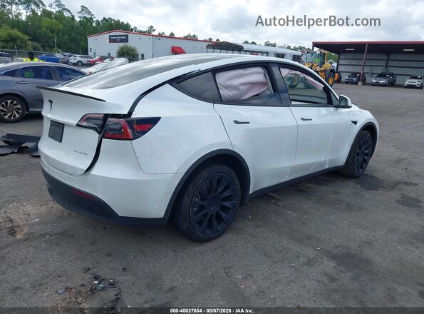 7SAYGDEE9NF535737 2022 TESLA MODEL Y White Հետևի աջ