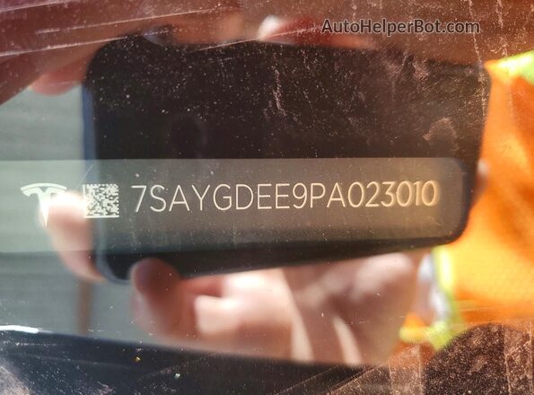 7SAYGDEE9PA023010 2023 TESLA MODEL Белый Вид подкапотного пространства