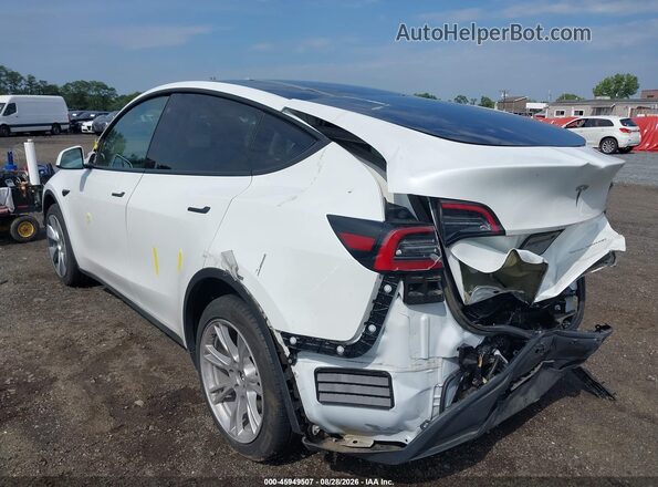 7SAYGDEE9PA088911 2023 TESLA MODEL Y White 
