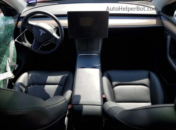7SAYGDEE9PA112589 2023 TESLA MODEL Red Widok deski rozdzielczej
